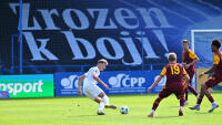 slovan Gx65AhFWEAADZCL